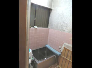 旧浴室.jpg